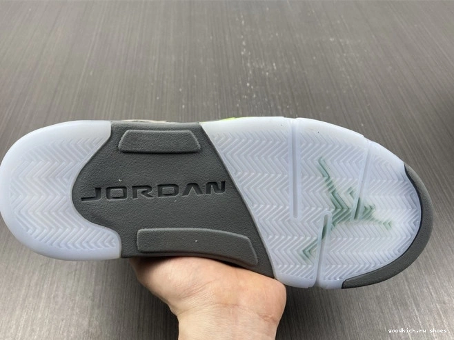 Cheap 5 (2022) DM9014-003 Retro Green Bean Jordan 0819